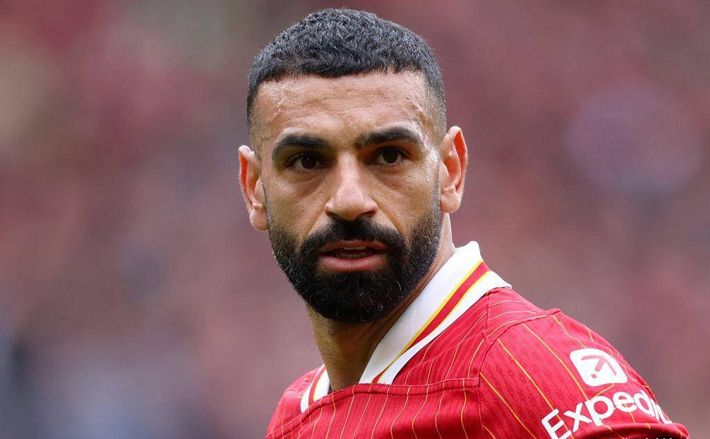 九游网页客户端-萨拉赫在快船比赛中表现优异，刷新纪录引发热议！观众掌声雷动(mygmailinbox)