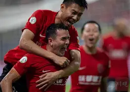 包含转会期成都蓉城调整名单以备NBA季后赛，回应争议环节打磨，目标明确，轮换策略成焦点的词条