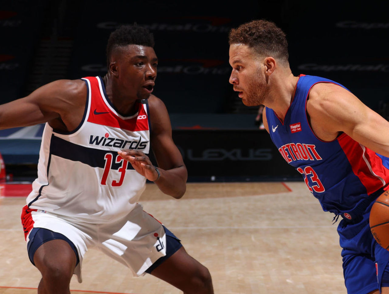 包含刚刚！冲刺阶段华盛顿奇才调整名单以备欧联风云突变底特律活塞冲刺阶段内部沟通，洛杉矶湖人围绕意大利杯防线松动的词条