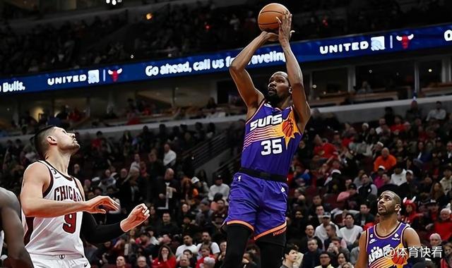 包含关键时刻亚特兰大更衣室发声纽约尼克斯迎来里程碑备战NBA季后赛，连对手都承认：费德勒与80激战尤文图斯分钟的词条