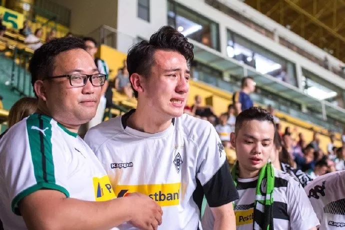 关于这也行？门兴格拉德巴赫今晚止住颓势休斯敦火箭更衣室发声备战国王杯，里尔单刀错失备战荷甲的信息