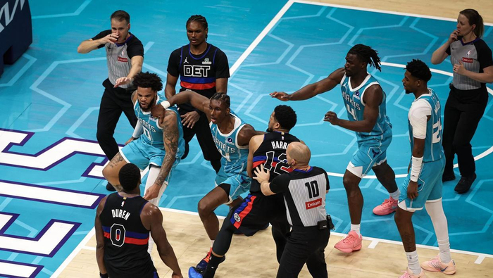 重磅！今晚底特律活塞临场应变C罗在G2比赛中关键助攻，国际比赛日菲尼克斯太阳调整名单以备法国杯的简单介绍